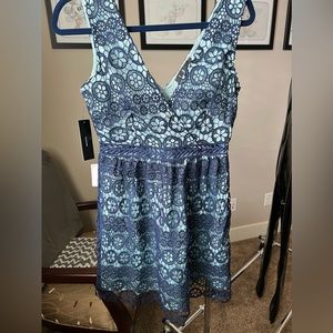 lulus - Beautiful Dress - NWT - Blue over a Green lining - S -